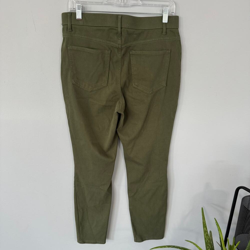 Time and Tru Military Green Spandex Blend Cropped Jeggings Size Large / 12 - 14 - Picture 2 of 6